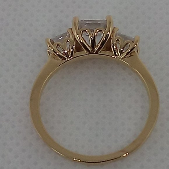jtv Jewelry - genuine mined from the earth zircon, in 3k solid gold. size 6